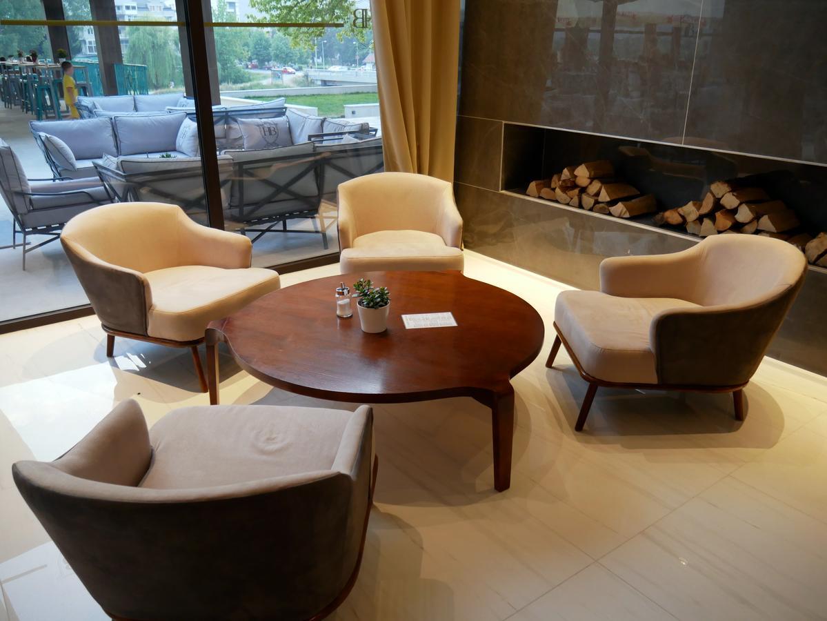 Hotel Μπέρανε Εξωτερικό φωτογραφία